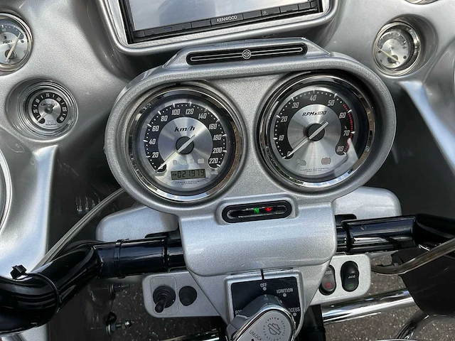 2009 harley-davidson road glide cvo - afbeelding 11 van  27