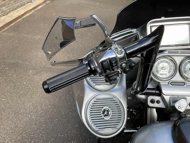 2009 harley-davidson road glide cvo - afbeelding 15 van  27