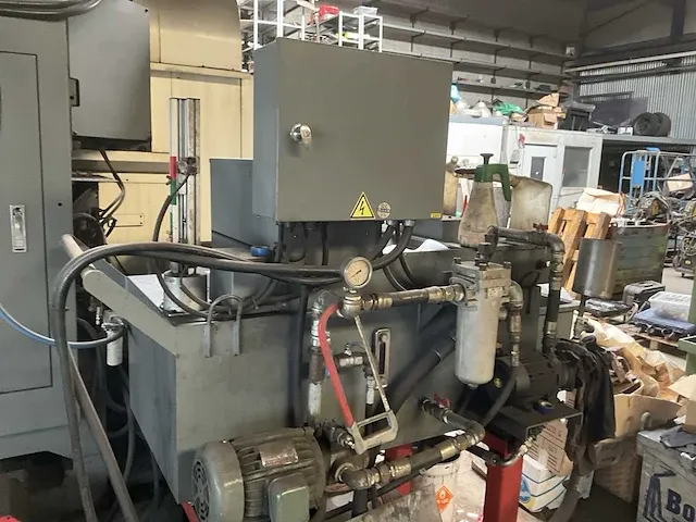2009 hartford vmc-1300 cnc bewerkingscentrum - afbeelding 13 van  23