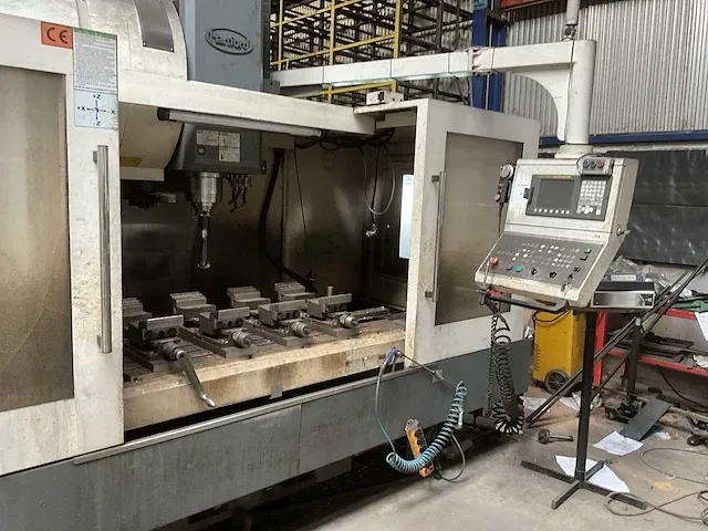 2009 hartford vmc-1300 cnc bewerkingscentrum - afbeelding 23 van  23