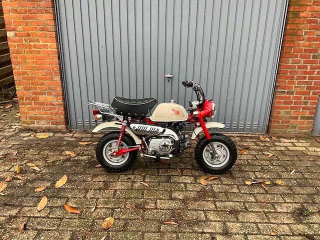 2009 honda monkey 50 fi brommer - afbeelding 1 van  20