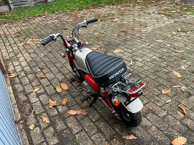 2009 honda monkey 50 fi brommer - afbeelding 16 van  20