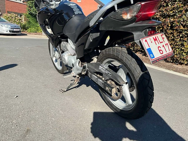 2009 honda xl 125v motorfiets - afbeelding 17 van  35