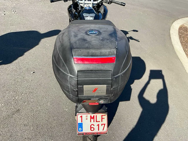 2009 honda xl 125v motorfiets - afbeelding 19 van  35