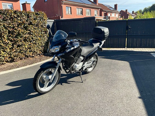2009 honda xl 125v motorfiets - afbeelding 12 van  35