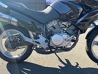2009 honda xl 125v motorfiets - afbeelding 24 van  35