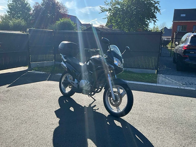 2009 honda xl 125v motorfiets - afbeelding 31 van  35