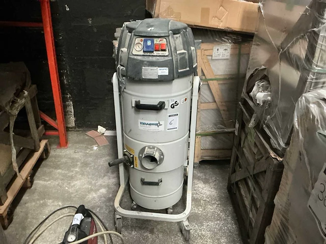 2009 impacts dc2002k industriële stofzuiger - afbeelding 1 van  4