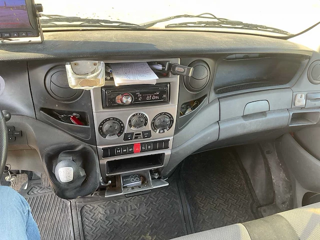 2009 iveco 40c18d daily kipper - afbeelding 21 van  53