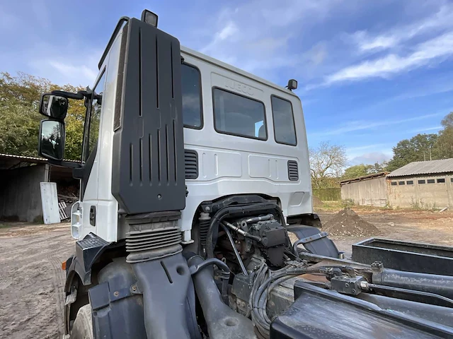 2009 iveco trakker 410 e5 vrachtwagen - afbeelding 15 van  33
