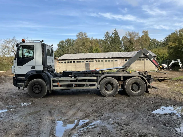 2009 iveco trakker 410 e5 vrachtwagen - afbeelding 31 van  33