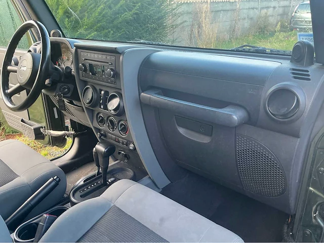2009 jeep wrangler unlimited personenauto - afbeelding 21 van  44
