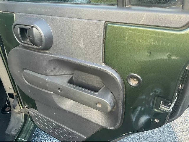2009 jeep wrangler unlimited personenauto - afbeelding 26 van  44