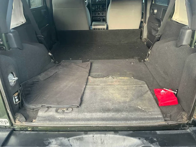 2009 jeep wrangler unlimited personenauto - afbeelding 31 van  44