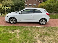 2009 kia cee d personenauto - afbeelding 12 van  26