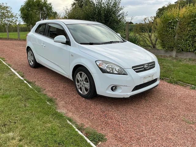 2009 kia cee d personenauto - afbeelding 23 van  26