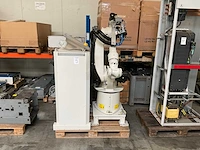 2009 kuka kr16 industriële robot - afbeelding 1 van  11