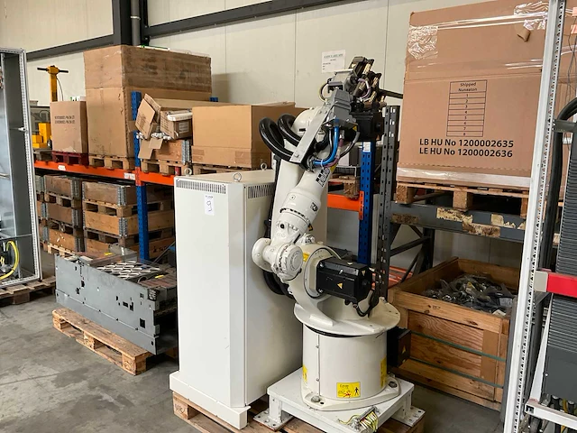 2009 kuka kr16 industriële robot - afbeelding 4 van  11