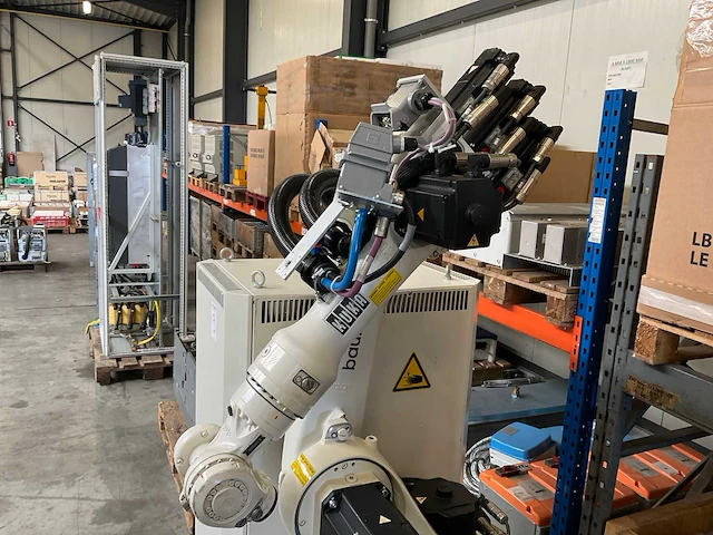 2009 kuka kr16 industriële robot - afbeelding 5 van  11