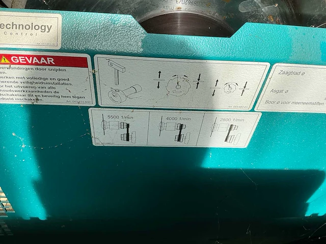 2009 martin t74 formaatcirkelzaagmachine - afbeelding 16 van  23