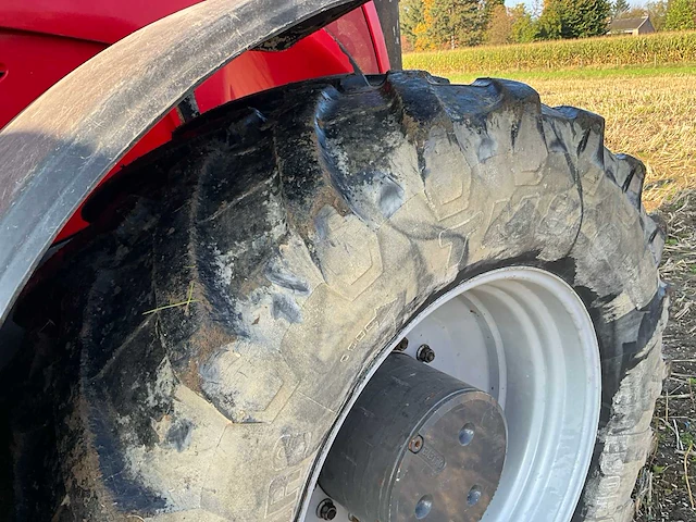2009 massey ferguson 8690 dyna vt vierwielaangedreven landbouwtractor - afbeelding 6 van  35