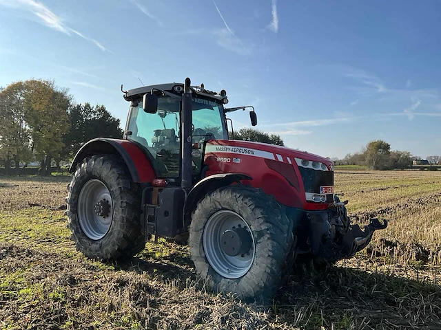 2009 massey ferguson 8690 dyna vt vierwielaangedreven landbouwtractor - afbeelding 32 van  35