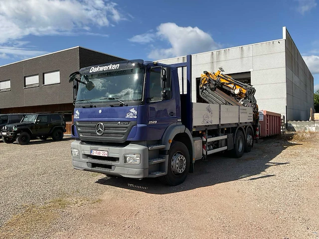 2009 mercedes-benz axor vrachtwagen - afbeelding 1 van  41