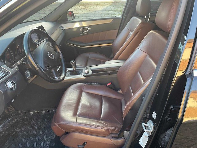 2009 mercedes-benz e250cdi avantgarde personenauto - afbeelding 4 van  20