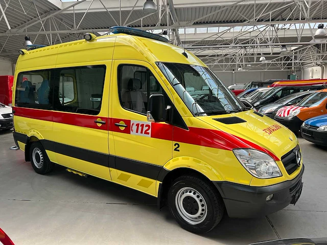 2009 mercedes-benz sprinter 519cdi ambulances - afbeelding 5 van  29