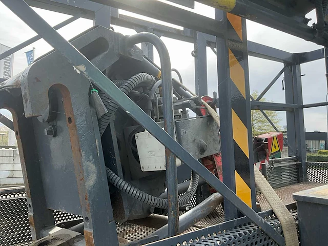2009 merlo giraf track gt580b rupshoogwerker met werkkooien en hijslieren - afbeelding 3 van  38