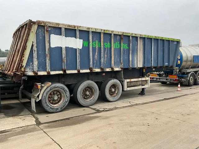 2009 mol oplegger kipper werf - afbeelding 1 van  7