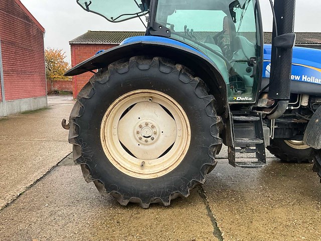 2009 new holland t6050 vierwielaangedreven landbouwtractor - afbeelding 5 van  34