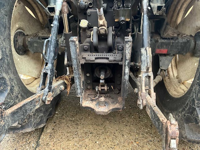 2009 new holland t6050 vierwielaangedreven landbouwtractor - afbeelding 9 van  34