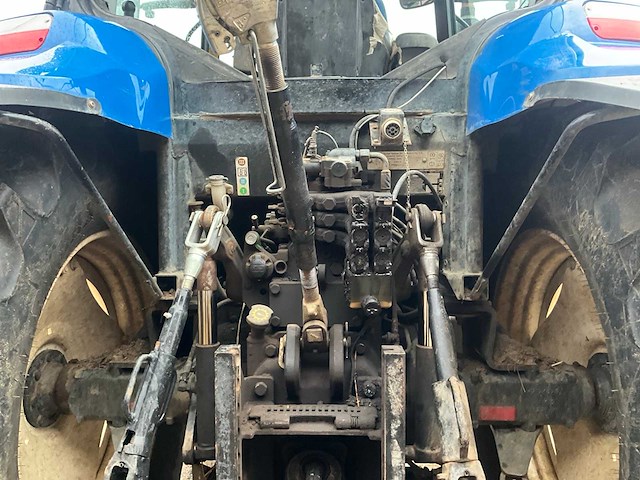 2009 new holland t6050 vierwielaangedreven landbouwtractor - afbeelding 10 van  34