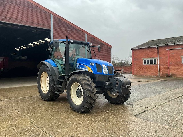 2009 new holland t6050 vierwielaangedreven landbouwtractor - afbeelding 30 van  34