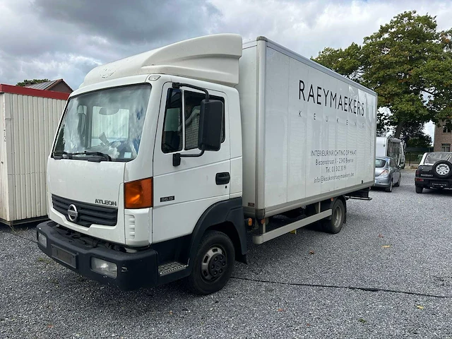 2009 nissan atleon vrachtwagen - afbeelding 1 van  27