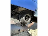 2009 piaggio vespa 50cc scooter - afbeelding 4 van  22