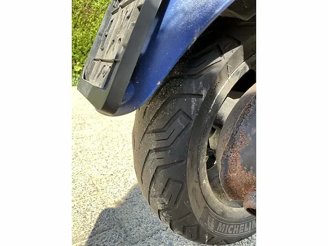 2009 piaggio vespa 50cc scooter - afbeelding 5 van  22