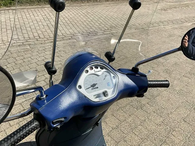 2009 piaggio vespa 50cc scooter - afbeelding 10 van  22