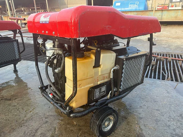 2009 rotair vrk120 zuigercompressor met benzinemotor - afbeelding 3 van  4