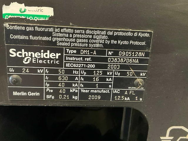 2009 schneider sm6 / dm1-a hoogspanningschakelaar - afbeelding 8 van  11