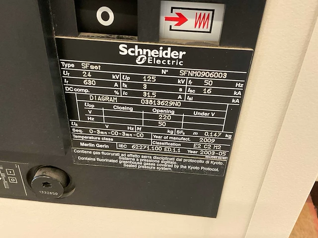 2009 schneider sm6 / dm1-a hoogspanningschakelaar - afbeelding 10 van  11