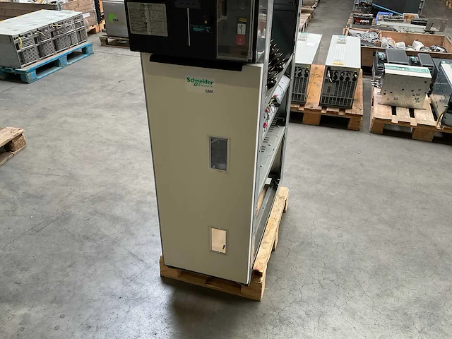 2009 schneider sm6 / im hoogspanning unit - afbeelding 3 van  8