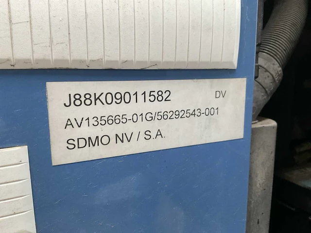 2009 sdmo j88k stroomgenerator 60 kva - afbeelding 4 van  5