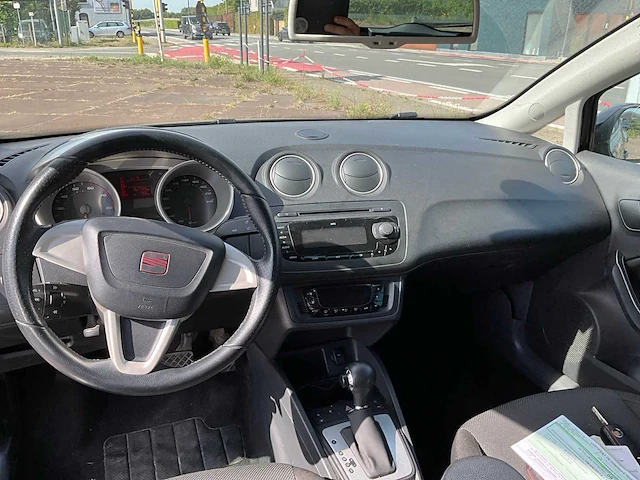 2009 seat ibiza personenauto - afbeelding 12 van  28