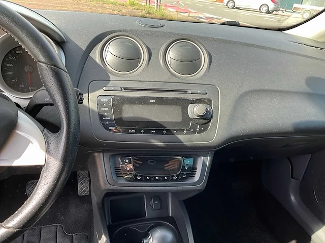 2009 seat ibiza personenauto - afbeelding 14 van  28
