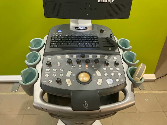 2009 siemens acuson x300 echografietoestel - afbeelding 3 van  9