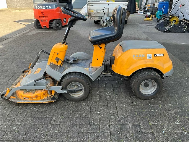 2009 stiga p901 grasmaaier - afbeelding 23 van  31