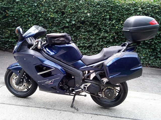 2009 triumph sprint st motorfiets - afbeelding 1 van  9