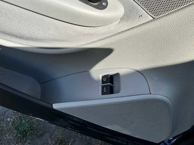 2009 volkswagen eos personenauto - afbeelding 24 van  45